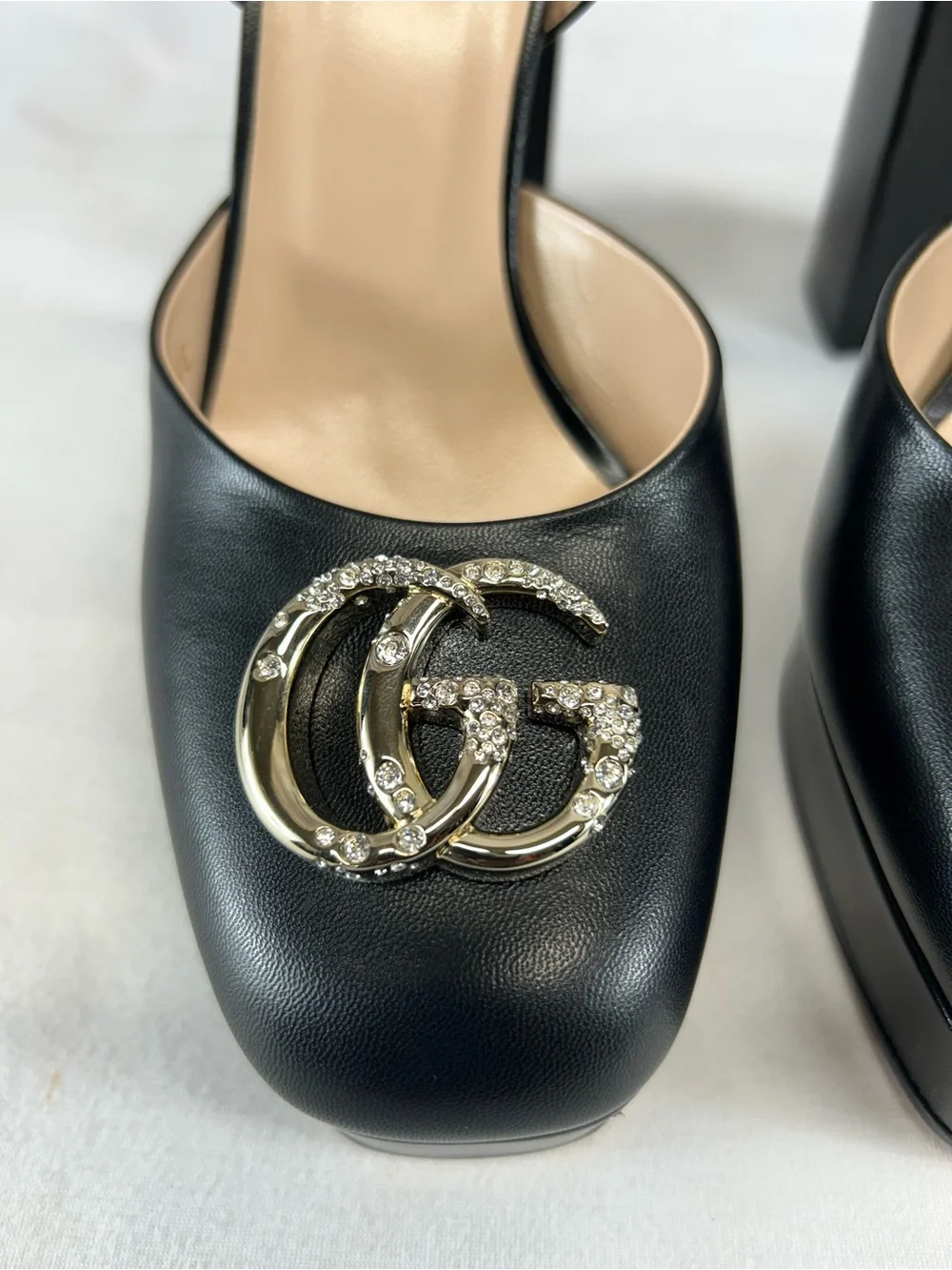Gucci Double G leather platform pumps